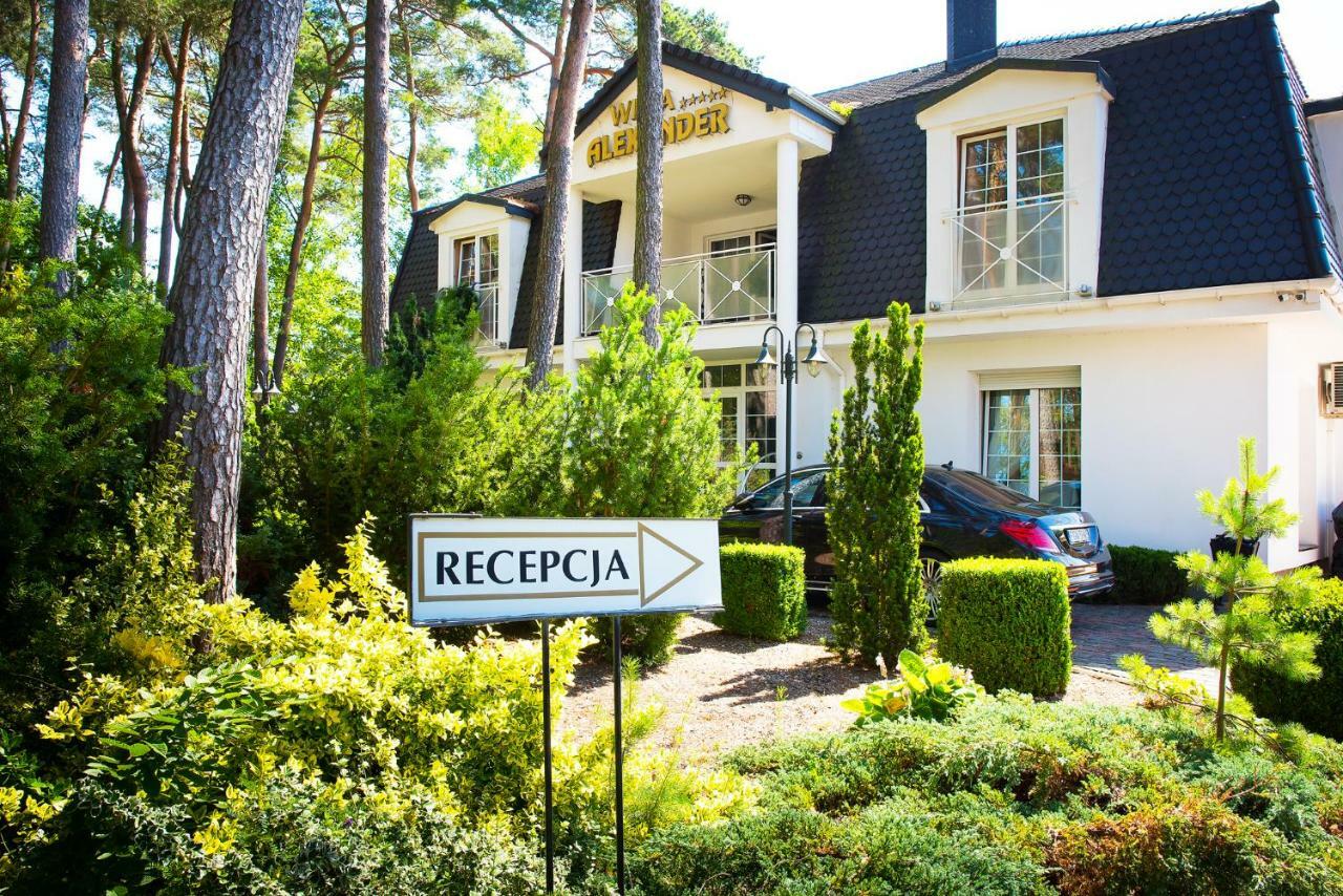 Willa Alexander Resort & Spa - Caloroczny Kryty Basen Mielno  Exterior photo